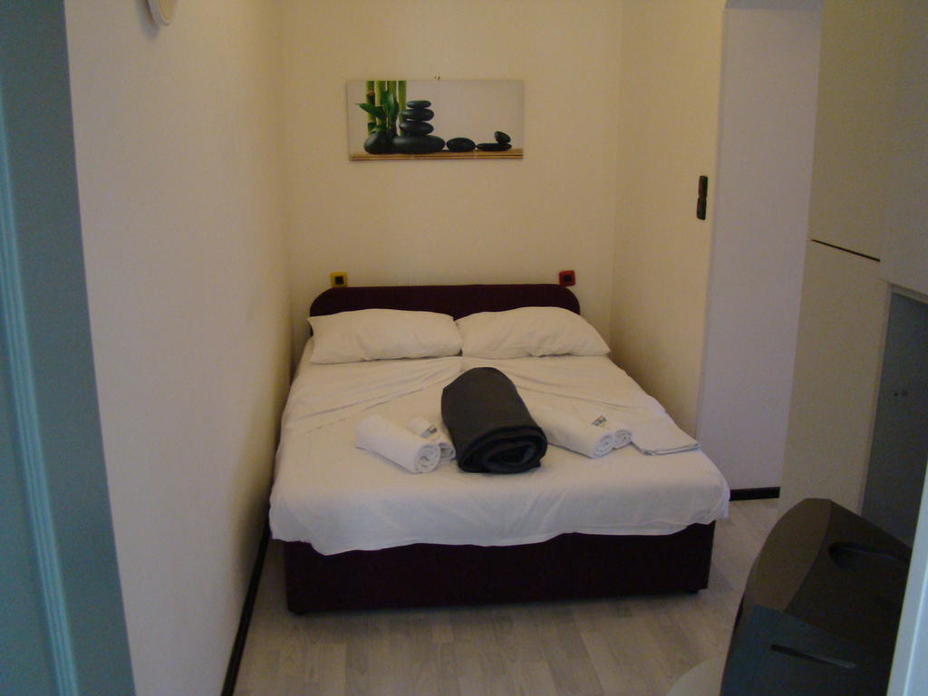 Apartments Nec Zadar Room photo